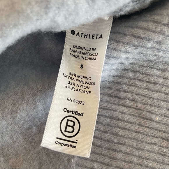 Athleta Hawthorne Crew Neck Extra Fine Merino Wool Sweater Light Blue Size Small - Picture 11 of 12
